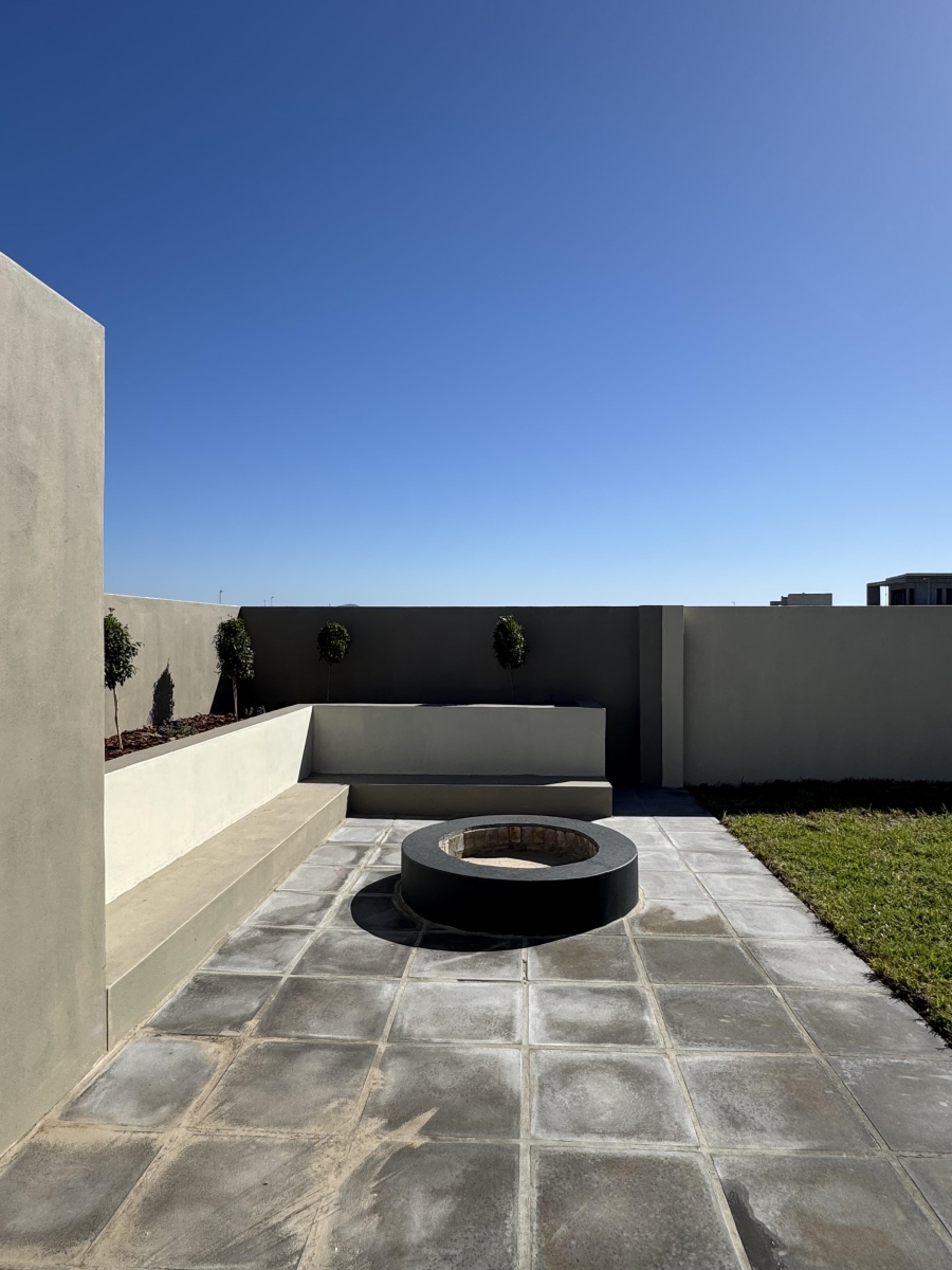 4 Bedroom Property for Sale in Sandown Western Cape